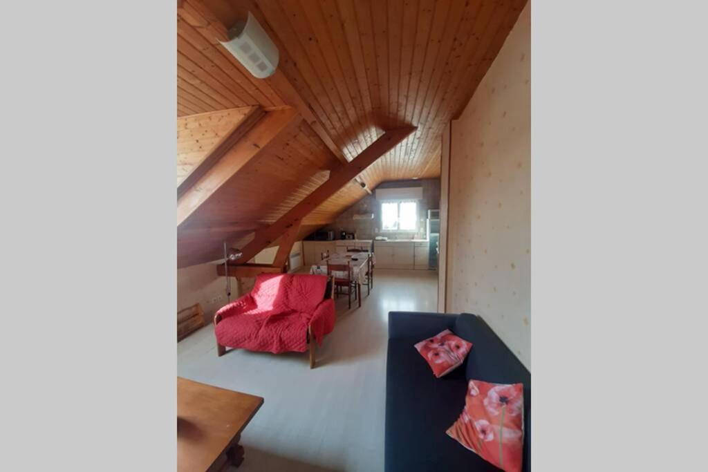 Appartement Calme En Pleine Campagne Malaussanne Esterno foto